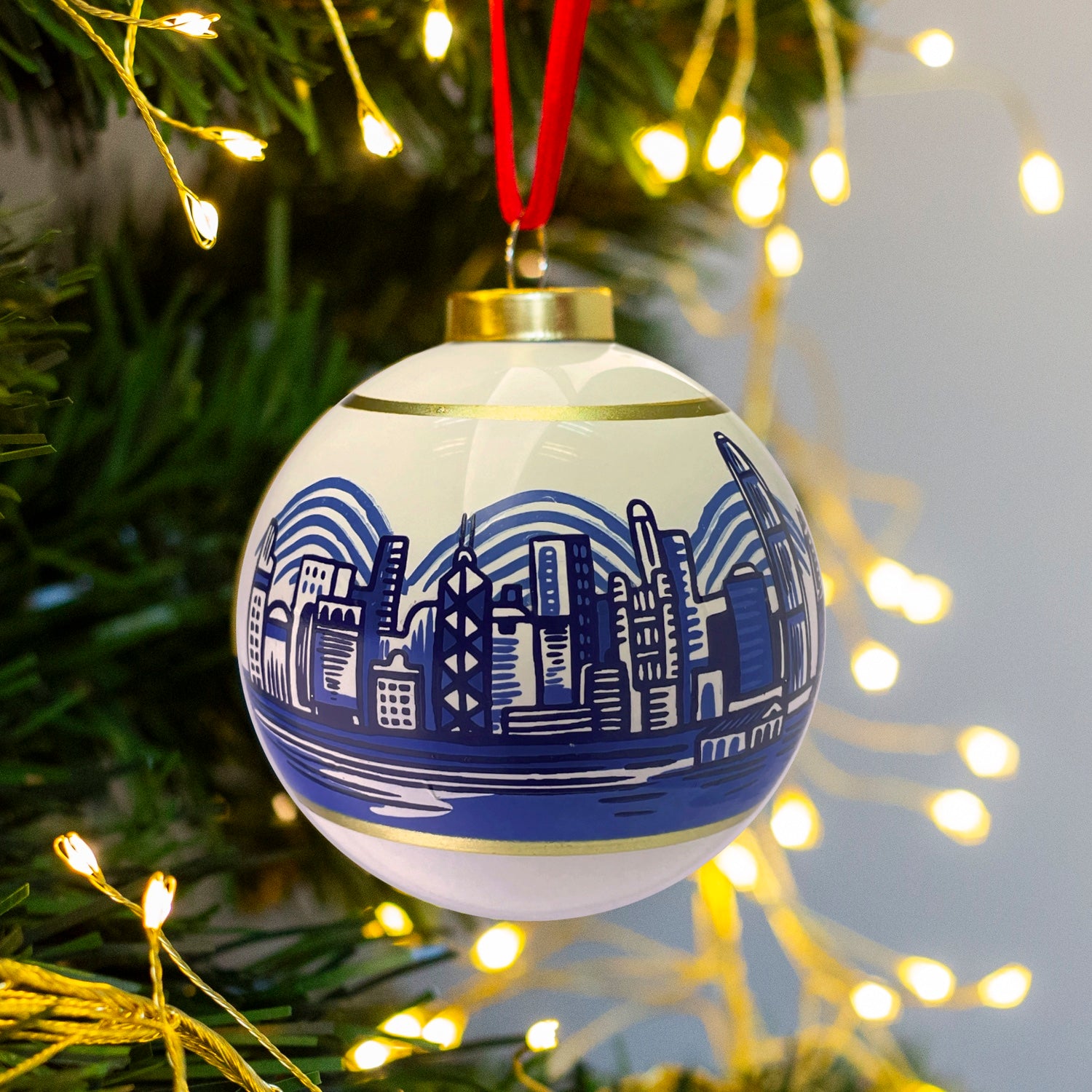 GLASS BAUBLE: Hong Kong Skyline