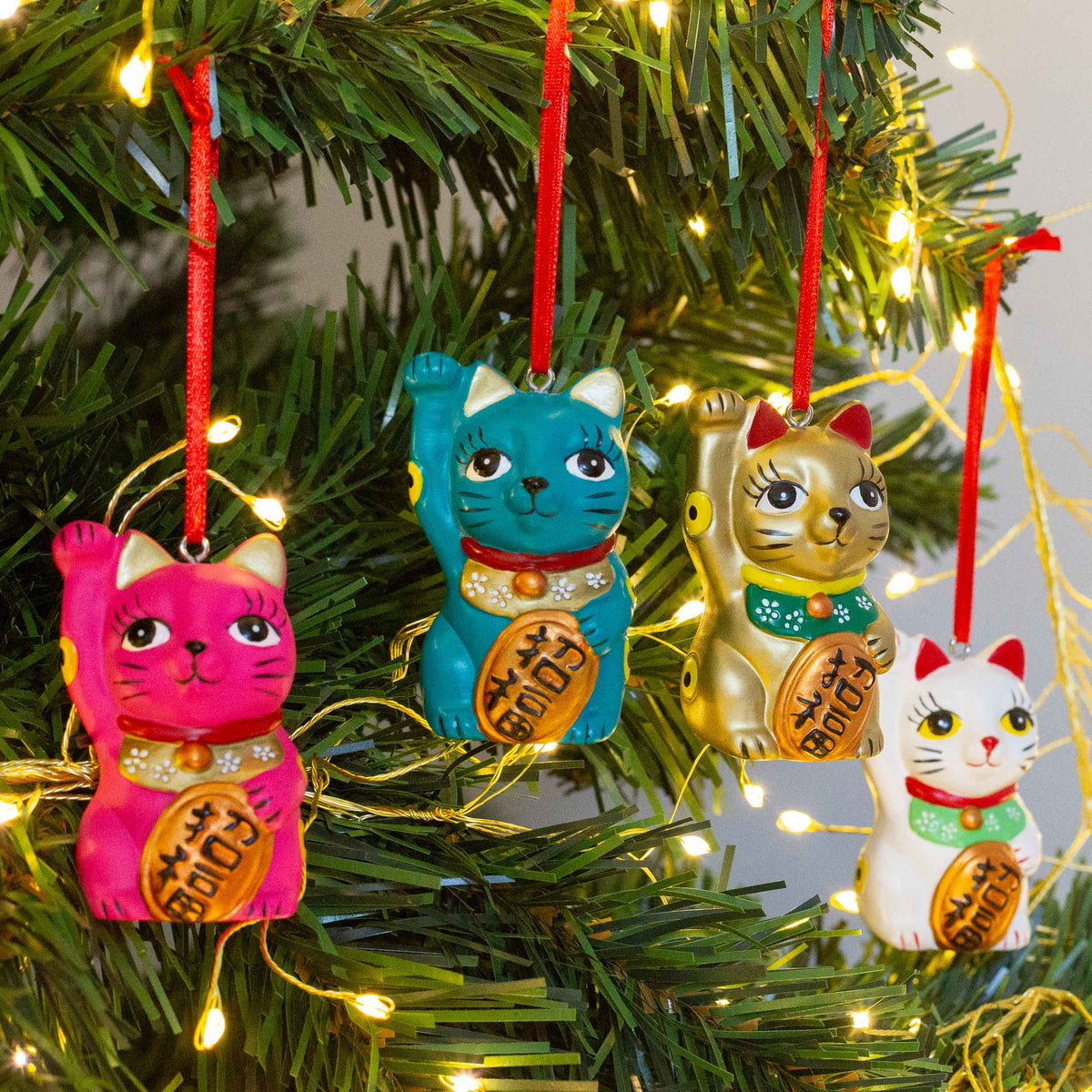 HANGING DECORATION: Lucky Cat (4 colours)